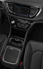 Chrysler Pacifica Limited S Appearance Package AWD 2020 года
